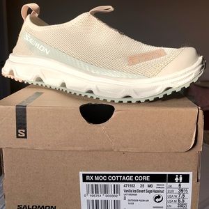 NEW Salomon Recovery Mocs for apres workout fun.